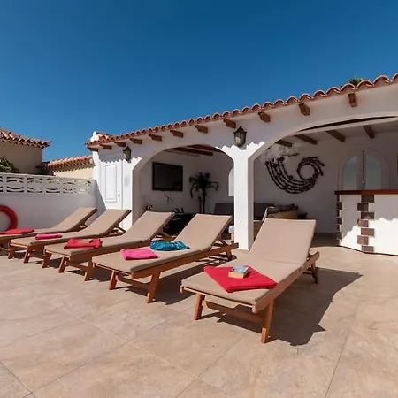Villa Maya Beautiful 4 Bedroom Villa فيلة *